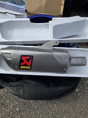 Yamaha akrapovic end can - akrapovic,