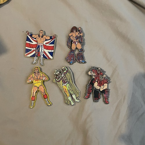 Wwf pin badges hulk - wwf, hogan
