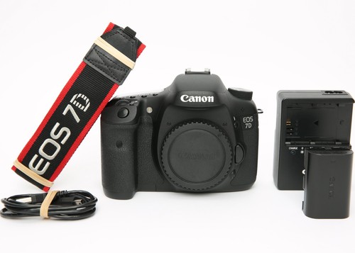Canon eos dslr camera body - 7d,