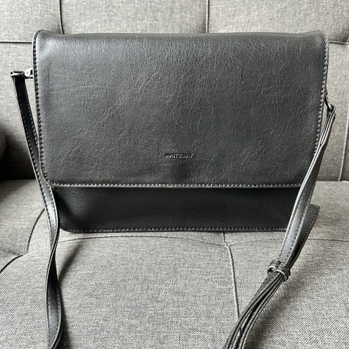 Mat nat black - &,