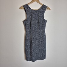 H&M 8 Navy White Textured