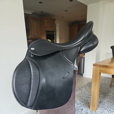 Thorowgood T8 General Purpose 17.5 adjustable Saddle Standard Wither Black