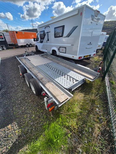Ifor williams car - car, transporter