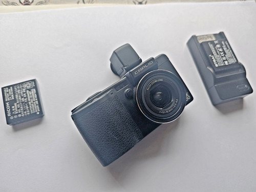 Ricoh caplio gx100 0mp - gx100, 10.0mp