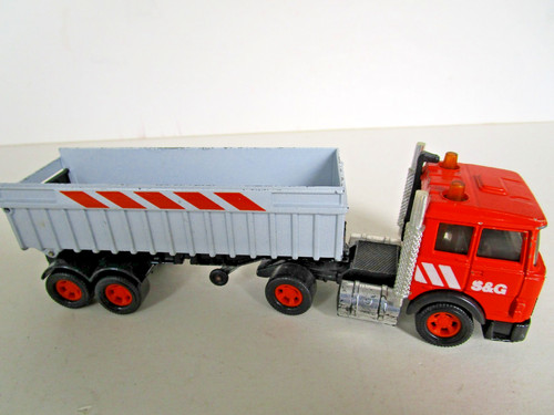 Matchbox iveco tipper - iveco, s&g