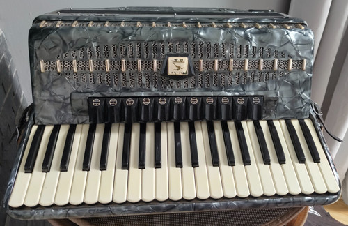 Baile clansman piano accordion - clansman,