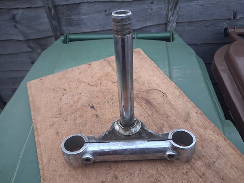 Triumph bottom yoke 3660 - yoke, 97-3660