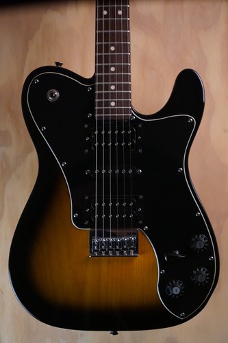 Squier joe trohman signature - joe,