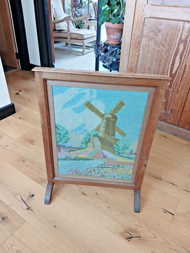 Vintage fire screen