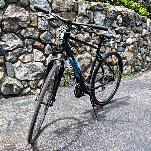 Fuji traverse hybrid bike - 1.7,