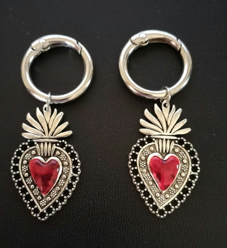 Ornate red hearts - ornate, charms