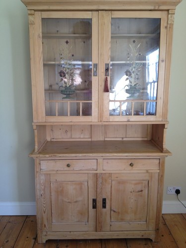 Pine dresser dutch - -, dutch.