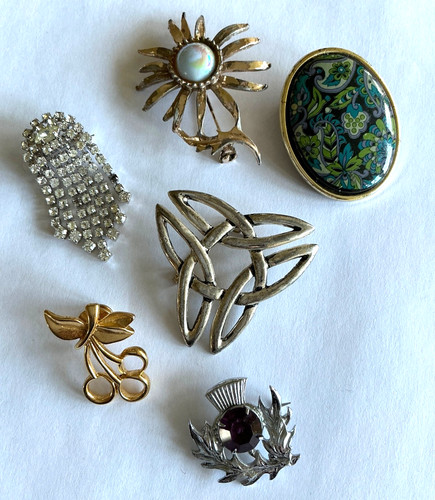 Vintage brooch joblot bundle - vintage,