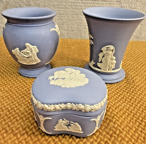 Vintage wedgwood pale blue - pale,