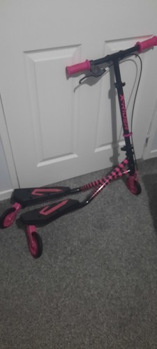 Fliker scooter - y,