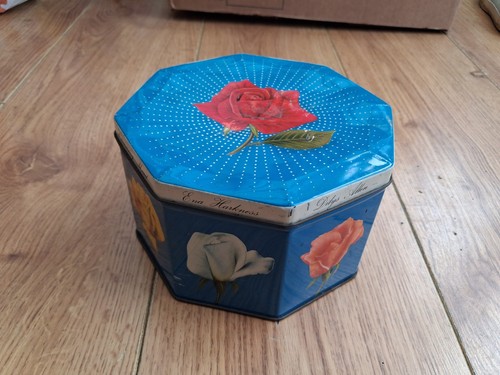 Carr vintage biscuit tin - carr,