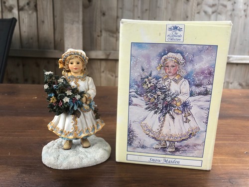 Paint box poppets snow - , maiden