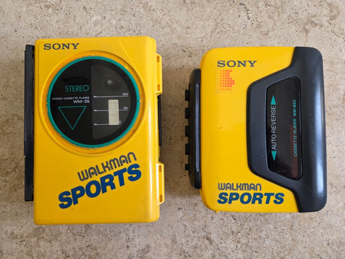 Yellow sony sports walkman - x2,