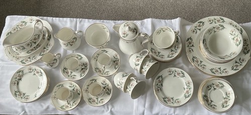 Crown bone china dinner - crown,