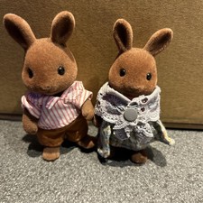 Sylvanian Families Vintage Wildwood Rabbits