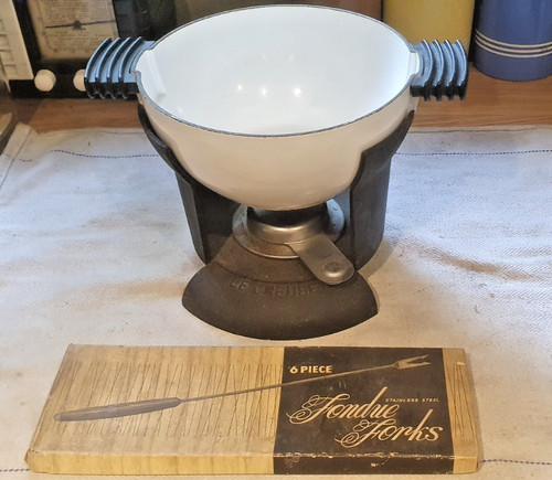 Vintage creuset cast iron - cast,