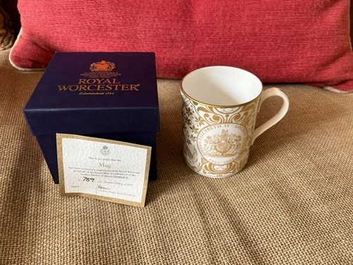 Royal worcester mint - royal,