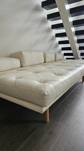 Boconcept fusion tufted cream - boconcept,