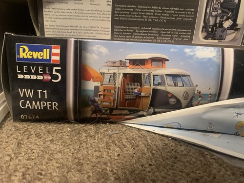 Revell camper model kit - t1,