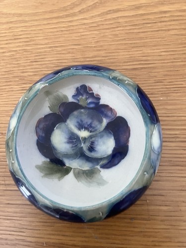 Early william moorcroft pansy - william,
