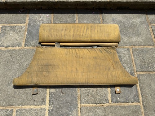 Rear bench seat - gt,