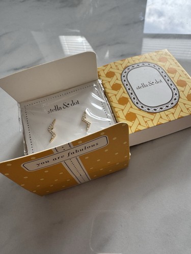 Stella and dot lightening - and,