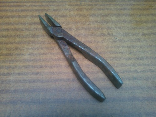 Blacksmith tongs long - blacksmith, 8-1/2"