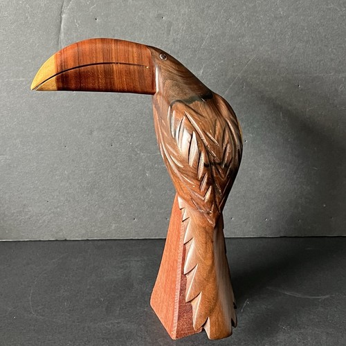 Hand carved wood - wood, toucan