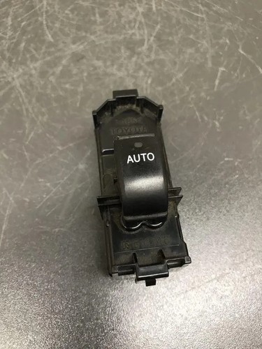 Toyota avensis verso front - avensis,