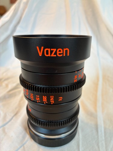 Vazen 28mm 1 8x - vazen, t2.2