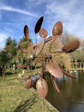 TALL METAL GARDEN RUSTY WIND