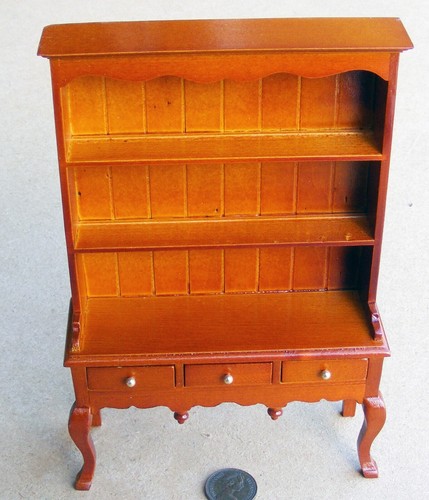Dolls house queen anne - dolls, dresser