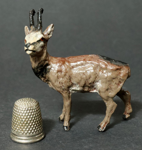 Vintage cast iron figurine - iron,