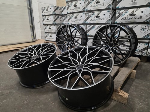 New bmw 1000m style - 1000m, 19"