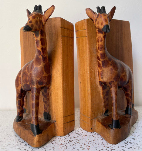 Giraffe wooden bookends hand - giraffe,