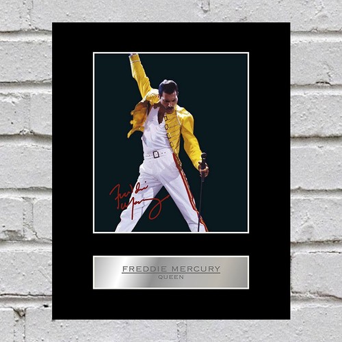 Freddie mercury signed photo - mercury,