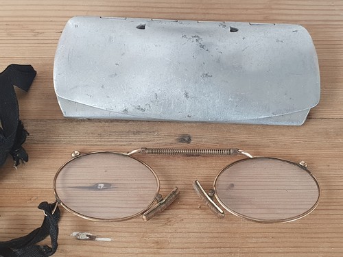 Antique pince nez spectacles - pince,