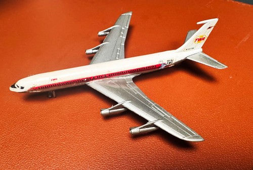 Lintoy boeing 707 twa - lintoy,