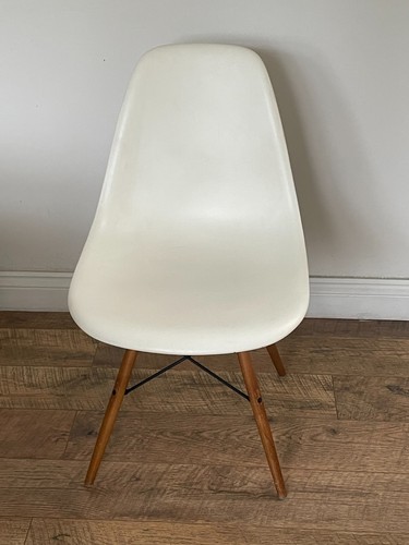 Vitra eames dsw chair white - vitra,