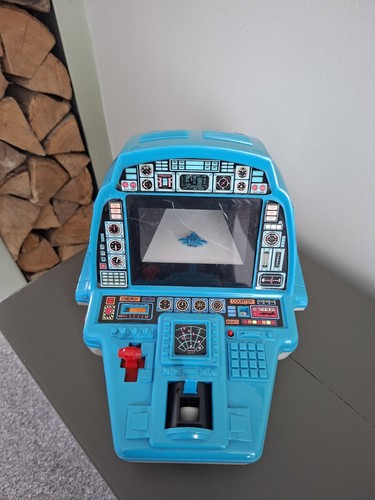Tomytronic eagle scuadron top - tomytronic,