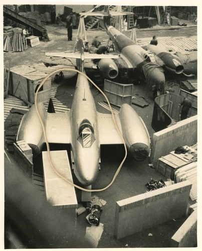 Gloster meteor original - gloster,