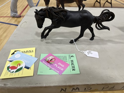 Artist resin model - model, horse