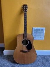 1975 Martin D-18 natural
