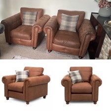 Pair of DFS brown Mossley