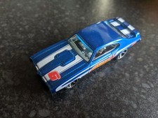 Hot Wheels T9860	2011	HW